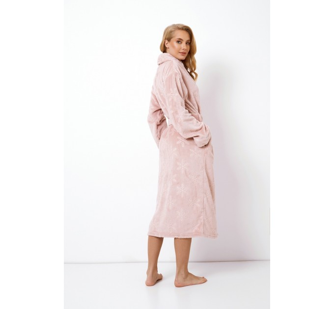 Теплый женский халат розовый 